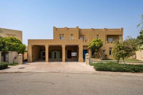 Villa para arrendamento em Arabian Ranches, Dubai, EAU 7 quartos, 1072.57 m2 № 750072 - foto 20