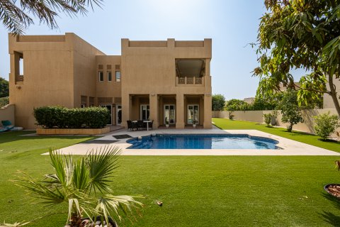 Villa para arrendamento em Arabian Ranches, Dubai, EAU 7 quartos, 1072.57 m2 № 750072 - foto 28