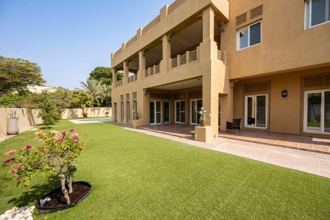 Villa para arrendamento em Arabian Ranches, Dubai, EAU 7 quartos, 1072.57 m2 № 750072 - foto 26