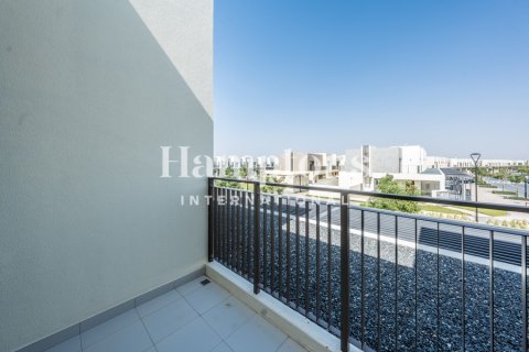 Townhouse de închiriat în Dubai South (Dubai World Central), Dubai, EAU 3 dormitoare, 129.92949065 mp. №691781 - poză 22