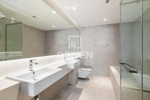 Apartment in Al Wasl, Dubai, UAE 2 bedrooms, 147.44 sq.m. № 743003 - photo 14