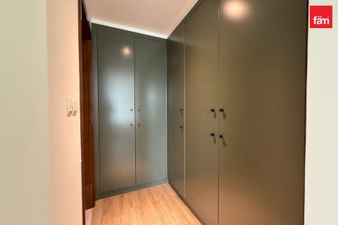 Business Bay, Dubai, UAE의 임대용 아파트 침실 2개, 126.3제곱미터 번호 758221 - 사진 8