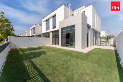 Villa asukohaga Al Furjan, Dubai, AÜE: 4 magamistoaga, 456.5 m² Nr 758222