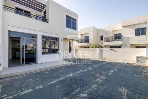 Villetta a schiera in affitto a Town Square, Dubai, EAU 3 camere da letto, 298 mq. № 603533 - foto 18