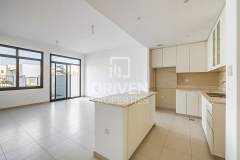 Villetta a schiera in affitto a Town Square, Dubai, EAU 3 camere da letto, 298 mq. № 603533 - foto 3