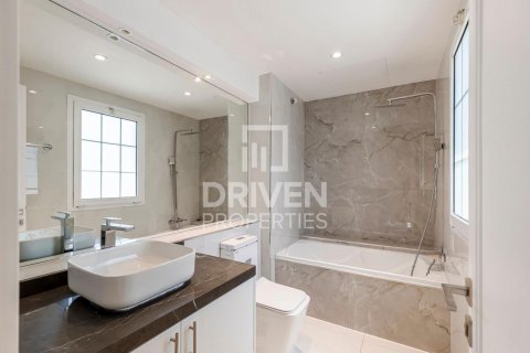 Vilë në Al Barsha, Dubai, Emiratet e Bashkuara Arabe 4 dhoma gjumi, 311 m2. № 603573 - Foto 20
