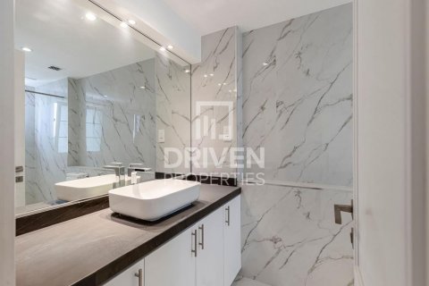 Vilë në Al Barsha, Dubai, Emiratet e Bashkuara Arabe 4 dhoma gjumi, 311 m2. № 603573 - Foto 19