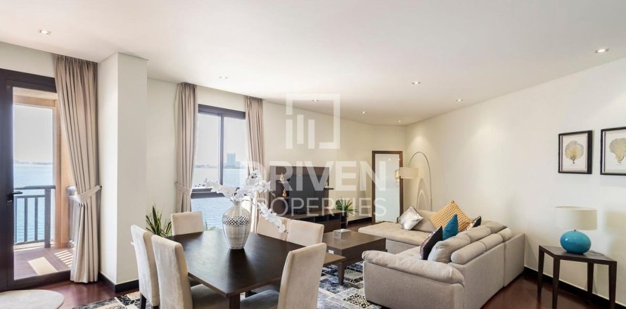 Huoneisto Palm Jumeirah, Dubai, Arabiemiraatit 2 makuuhuonetta, 164 m2 № 655260