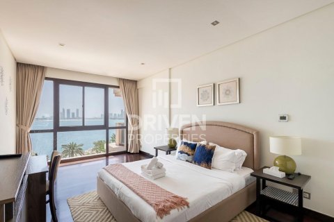 Huoneisto Palm Jumeirah, Dubai, Arabiemiraatit 2 makuuhuonetta, 164 m2 № 655260 - kuva 8