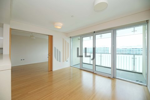 Apartment in Al Raha Beach, Abu Dhabi, UAE 1 bedroom, 137 sq.m. № 572703 - photo 2