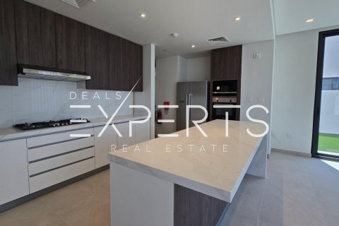 Vila na Saadiyat Island, Abu Dhabi, SAE 5 ložnice, 686.4 m² Č.: 554656 - fotografie 3