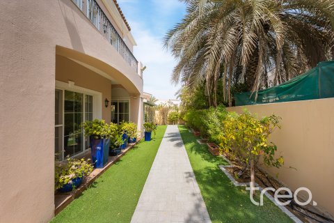 Vila di Arabian Ranches, Dubai, UAE 5 bilik tidur, 459.59 meter persegi № 755409 - foto 4