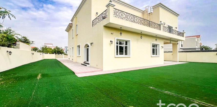 Villa en The Villa, Dubai, EAU 6 dormitorios, 789.68 m² № 755408