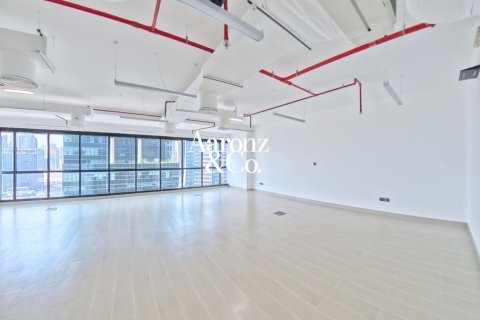 Снять в аренду офис в Джумейра Лейк Тауэрс, Дубай, ОАЭ 96м2, № 729891 - фото 2
