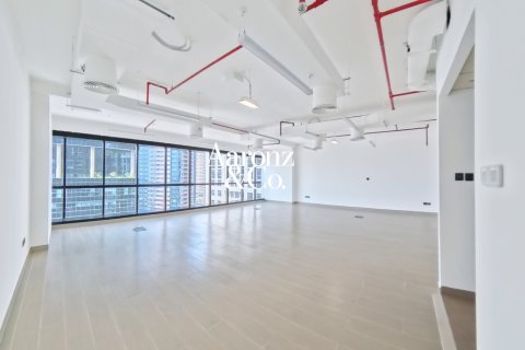 Снять в аренду офис в Джумейра Лейк Тауэрс, Дубай, ОАЭ 96м2, № 729891 - фото 3