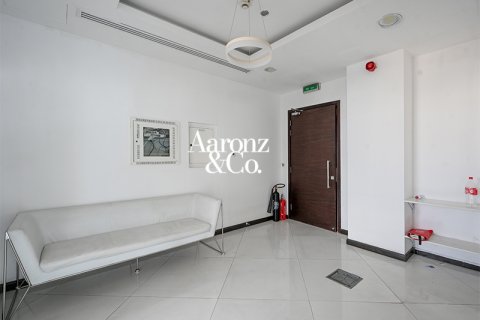 Снять в аренду офис в Бизнес-Бэй, Дубай, ОАЭ 110м2, № 729890 - фото 6
