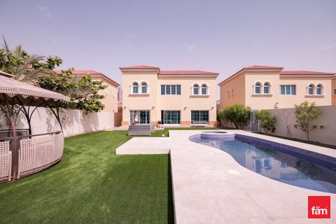 Dubai, BAE’de kiralık вилла 4 yatak odası, 759.1 m&sup2; No 601262 - fotoğraf 1