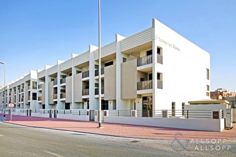 Kaupunkipientalo Jumeirah Village Circle, Dubai, Arabiemiraatit 4 makuuhuonetta, 345 m2 № 667495 - kuva 11