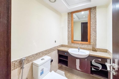 Apartment sa The Views, Dubai, UAE 1 silid-tulugan, 79 sq.m. № 621062 - larawan 22
