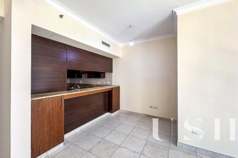 Apartment sa The Views, Dubai, UAE 1 silid-tulugan, 79 sq.m. № 621062 - larawan 20