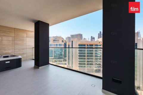 Apartment in Business Bay, Dubai, UAE 2 bedrooms, 111.2 sq.m. № 580957 - photo 15