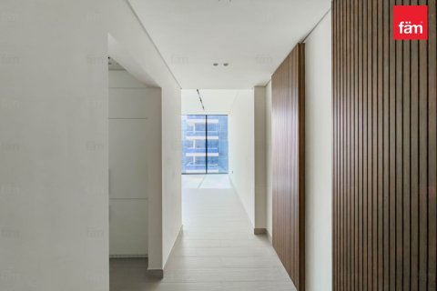 Apartment in Business Bay, Dubai, UAE 2 bedrooms, 111.2 sq.m. № 580957 - photo 12