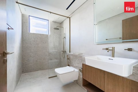 Apartment in Business Bay, Dubai, UAE 2 bedrooms, 111.2 sq.m. № 580957 - photo 9