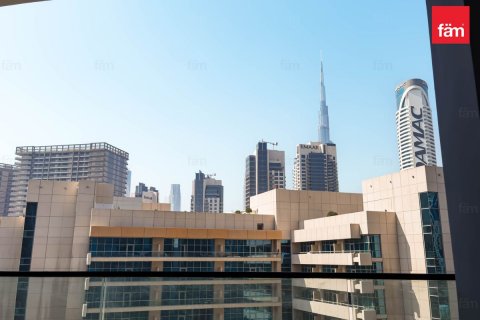 Apartment in Business Bay, Dubai, UAE 2 bedrooms, 111.2 sq.m. № 580957 - photo 13