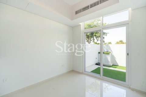 Dubai, BAE’de satılık sıra ev 4 yatak odası, 112 m&sup2; No 758274 - fotoğraf 5
