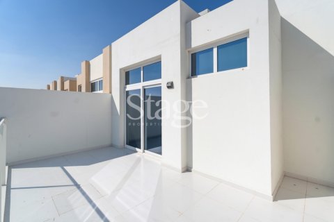 Dubai, BAE’de satılık sıra ev 4 yatak odası, 112 m&sup2; No 758274 - fotoğraf 10