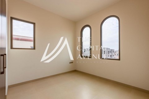 Villa in Khalifa City, Abu Dhabi, UAE 5 bedrooms, 428 sq.m. № 604917 - photo 14