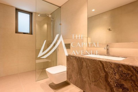 Villa in Khalifa City, Abu Dhabi, UAE 5 bedrooms, 428 sq.m. № 604917 - photo 22