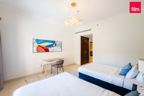 Dvoupatrový byt v Palm Jumeirah, Dubai, SAE 3 ložnice, 292.8 m² Č.: 539031 - fotografie 15