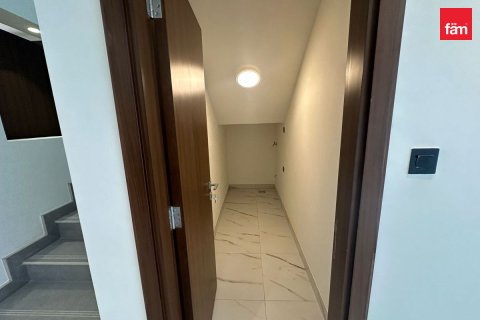 Dubai, संयुक्त अरब अमीरात में टाउनहाउस, 4 बेडरूम, 187.2 वर्ग मीटर, संख्या 761062 - फ़ोटो 13