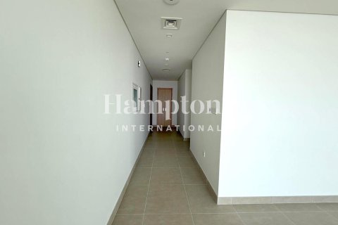Appartement te huur in Mina Rashid, Dubai, VAE 3 slaapkamers, 152.59968071 vr.m., nr 651241 - foto 18