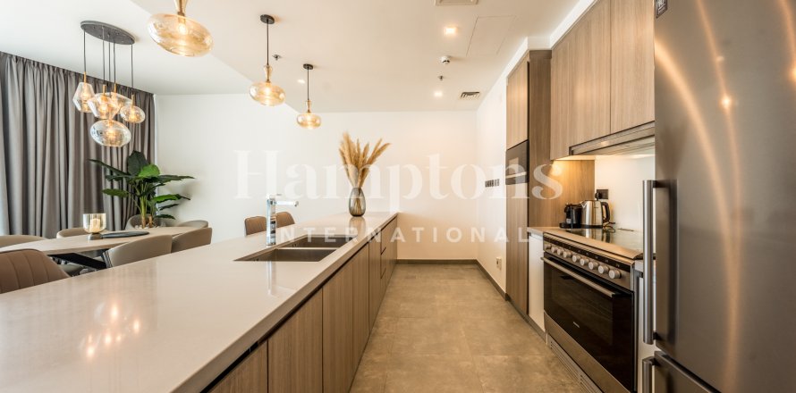 Apartment i Dubai Marina, Dubai, UAE 2 soveværelser, 142.699 kvm № 651237