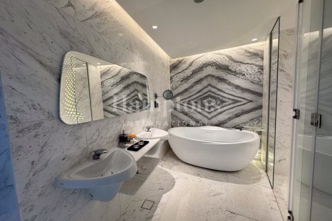 Apartament de închiriat în Business Bay, Dubai, EAU 1 dormitor, 87.37991665 mp.  №651240 - poză 3