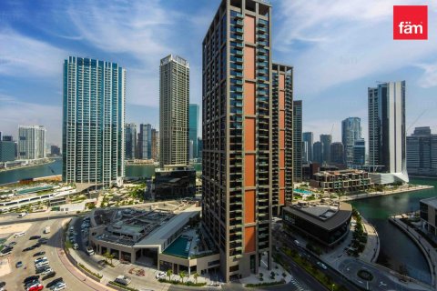 Apartmen di Business Bay, Dubai, UAE 1 bilik tidur, 83.1 meter persegi № 753359 - foto 14