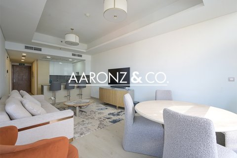 דירה להשכרה ב Palm Jumeirah, Dubai, איחוד האמירויות  1 חדר שינה, 92 מ"ר, מספר 705285 - תמונה 3