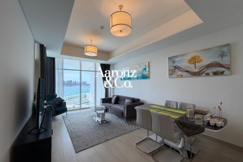 Appartement te huur in Palm Jumeirah, Dubai, VAE 1 slaapkamer, 90 vr.m., nr 705284 - foto 2