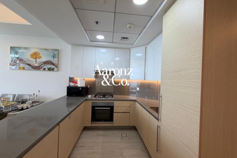 Appartement te huur in Palm Jumeirah, Dubai, VAE 1 slaapkamer, 90 vr.m., nr 705284 - foto 11