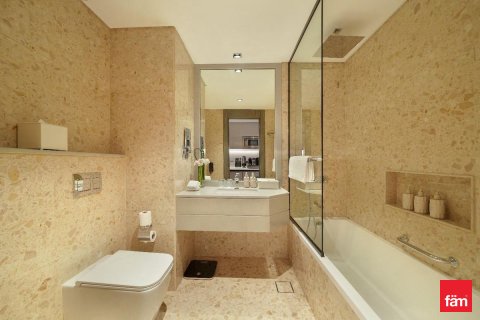 Apartman u gradu Palm Jumeirah, Dubai, UAE 2 spavaće sobe, 118.6 m2 Br. 701268 - Slika 11