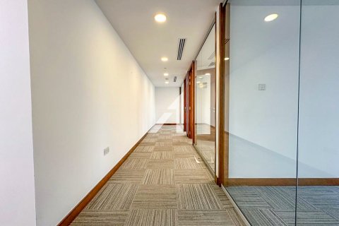 Sheikh Zayed Road、Dubai、UAE にあるオフィスの賃貸物件 145 m2、No702080 - 写真 11