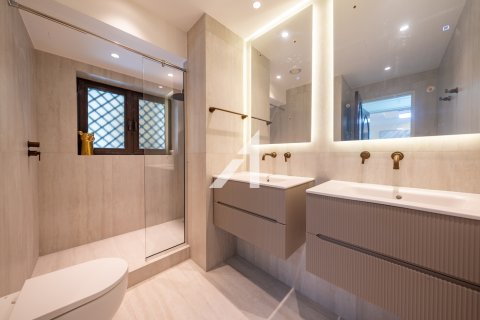 Apartament në Downtown Dubai (Downtown Burj Dubai), Emiratet e Bashkuara Arabe 1 dhomë gjumi, 79 m2. № 702075 - Foto 12