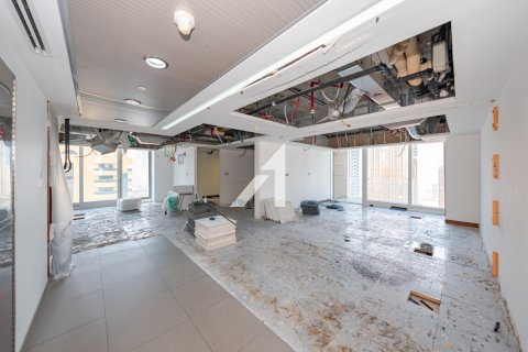 Sheikh Zayed Road、Dubai、UAE にあるオフィスの賃貸物件 592 m2、No702081 - 写真 3