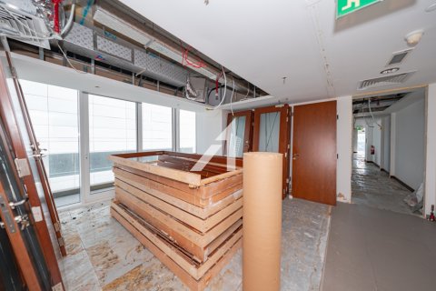 Sheikh Zayed Road、Dubai、UAE にあるオフィスの賃貸物件 592 m2、No702081 - 写真 17