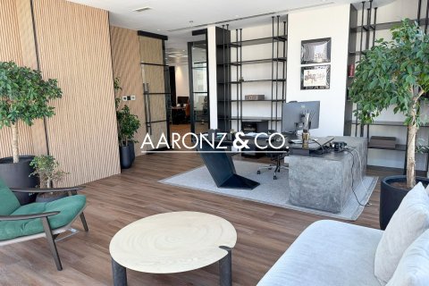 Kontor asukohaga Business Bay, Dubai, AÜE: 281 m² Nr 699545