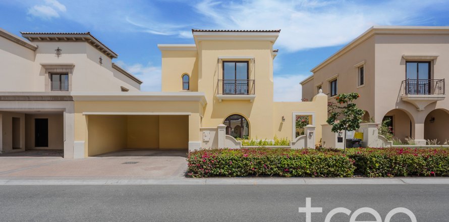 Villa à Arabian Ranches 2, Dubai, EAU: 4 chambres, 300.45 m2 № 733143