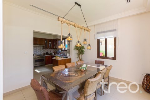 Villa à vendre à  Arabian Ranches 2, Dubai, EAU 4 chambres, 300.45 m2 № 733143 - photo 4