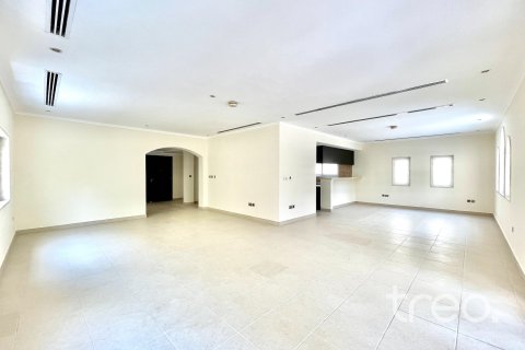 Villa à vendre à  Jumeirah Park, Dubai, EAU 3 chambres, 327.67 m2 № 733115 - photo 3